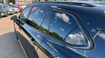 2025 Volkswagen ETSI MHEV R-Line DSG Euro 6 5-door (Black) - Image: 33