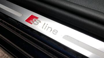 2025 Audi 1.0 TFSI 30 Black Edition Sportback S Tronic Euro 6 5-door (Blue) - Image: 15