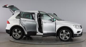 2019 Volkswagen 2.0 TDI Match 4Motion Euro 6 5-door (Silver) - Image: 10