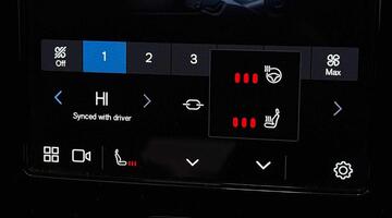 2025 Volvo 2.0h T6 18.8kWh Plus Auto Euro 6 5-door (Blue) - Image: 40