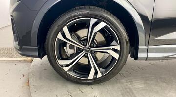 2025 Audi 2.0 TFSI 40 Black Edition Sportback S Tronic quattro Euro 6 5-door (Black) - Image: 40