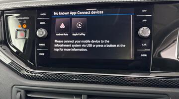 2025 Volkswagen 1.0 TSI Match DSG Euro 6 5-door (Black) - Image: 16