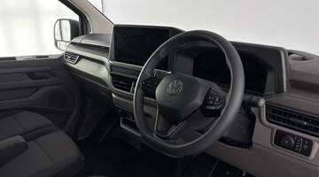 2025 Volkswagen 2.0 TDI T3Commerce Auto FWD SWB Euro 6 5-door (Grey) - Image: 6