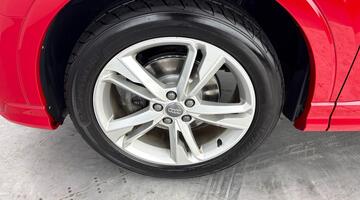 2019 Audi TFSI CoD 35 S line Euro 6 5-door (Red) - Image: 38