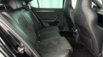 2023 Škoda 2.0 TDI SportLine Plus DSG Euro 6 5-door (Black) - Image: 32