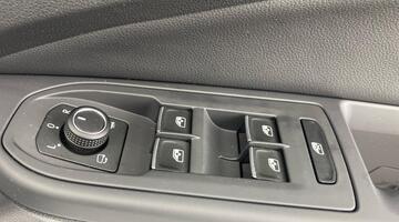 2025 Volkswagen 2.0 TSI R Black Edition DSG 4Motion Euro 6 5-door (White) - Image: 24