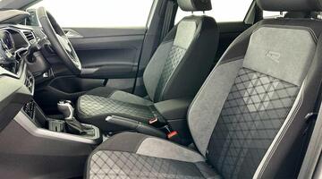 2024 Volkswagen 1.0 TSI R-Line DSG Euro 6 5-door (Silver) - Image: 41