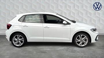 2025 Volkswagen 1.0 TSI Style Euro 6 5-door (White) - Image: 4