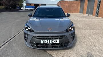 2025 CUPRA 2.0 TSI VZ1 DSG 4-doorive Euro 6 5dr (Grey) - Image: 9