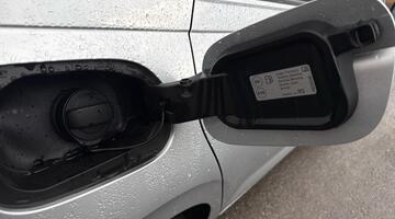 2025 Volkswagen 1.0 TSI Match Euro 6 5-door (Silver) - Image: 14