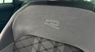 2021 Volkswagen 2.0 TDI R-Line DSG Euro 6 5-door (Grey) - Image: 34