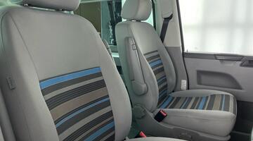 2013 Volkswagen 2.0 TDI Beach FWD 4-door (Blue) - Image: 19