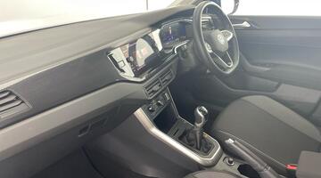 2023 Volkswagen 1.0 TSI Life Euro 6 5-door (Blue) - Image: 2