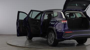 2025 Volkswagen ETSI MHEV Life DSG Euro 6 5-door (Purple) - Image: 11