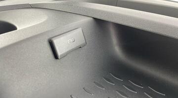 2025 Volkswagen Pro 79kWh Commerce Plus Auto 5-door (Blue) - Image: 23