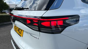 2025 Volkswagen TSI eHybrid 19.7kWh R-Line DSG Euro 6 5-door (White) - Image: 37