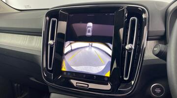 2025 Volvo 2.0 B4 MHEV Ultra Dark DCT Auto Euro 6 5-door (Grey) - Image: 32