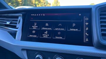 2022 Audi 1.0 TFSI 30 S line Sportback Euro 6 5-door (Yellow) - Image: 37