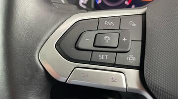 2021 Volkswagen TSI Active Euro 6 5-door (Red) - Image: 13