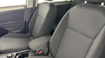 2021 Volkswagen 2.0 TDI Match DSG 4Motion Euro 6 5-door (White) - Image: 38