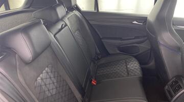 2025 Volkswagen TSI R-Line Euro 6 5-door (Black) - Image: 22