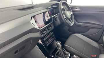 2024 Volkswagen 1.0 TSI R-Line DSG Euro 6 5-door (Grey) - Image: 2