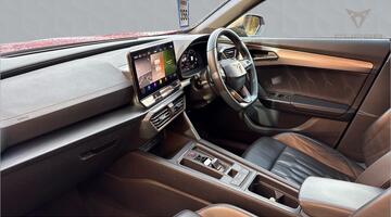 2024 CUPRA TSI V2 DSG Euro 6 5-door (Red) - Image: 2