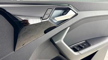 2025 Audi 1.0 TFSI 30 Black Edition Sportback S Tronic Euro 6 5-door (Blue) - Image: 19