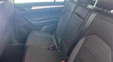 2022 Škoda TSI ACT SE Drive Euro 6 5-door (7 Seat) (White) - Image: 32