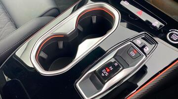 2025 Audi 2.0 TDI Launch Edition S Tronic quattro Euro 6 5-door (Blue) - Image: 12