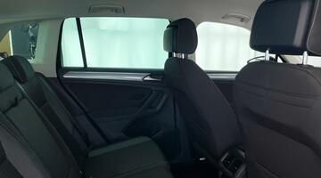 2022 Volkswagen TSI Active Euro 6 5-door (Black) - Image: 29