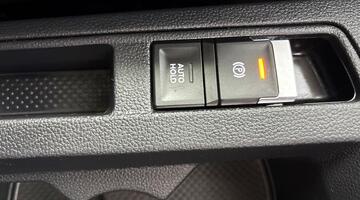 2023 Volkswagen 1.0 TSI Life Euro 6 5-door (Black) - Image: 25