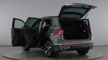 2022 Volkswagen TSI R-Line DSG Euro 6 5-door (Grey) - Image: 11