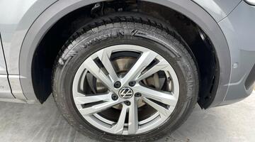 2022 Volkswagen TSI R-Line Euro 6 5-door (Grey) - Image: 5