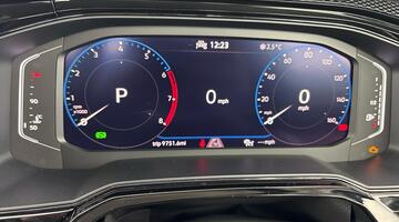 2022 Volkswagen 1.0 TSI Life DSG Euro 6 5-door (Red) - Image: 20