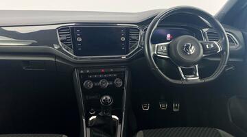 2019 Volkswagen 2.0 TDI R-Line Euro 6 5-door (Black) - Image: 8