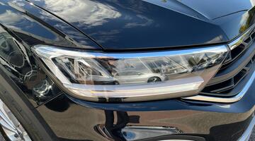 2025 Volkswagen TSI Match DSG Euro 6 5-door (Black) - Image: 28