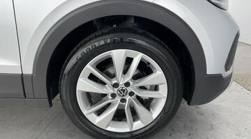 2024 Volkswagen 1.0 TSI Match Euro 6 5-door (Silver) - Image: 5