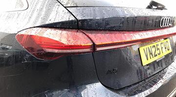 2025 Audi 2.0 TDI S line S Tronic Euro 6 5-door (Blue) - Image: 45