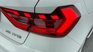 2023 Audi 1.0 TFSI 25 S line Sportback S Tronic Euro 6 5-door (White) - Image: 27