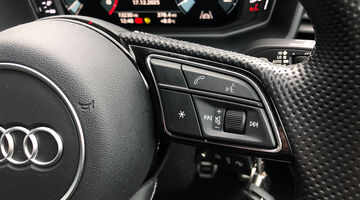 2022 Audi 1.0 TFSI 30 Black Edition Sportback Euro 6 5-door (Yellow) - Image: 26