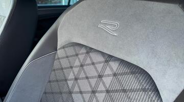 2022 Volkswagen 2.0 TDI R-Line DSG Euro 6 5-door (Blue) - Image: 19