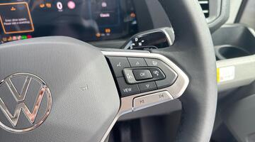 2025 Volkswagen 2.0 TDI 600 Auto Euro 6 4-door (Beige) - Image: 31