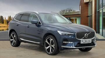 2025 Volvo 2.0h T8 18.8kWh Ultra Bright Auto Euro 6 5-door (Blue) - Image: 1