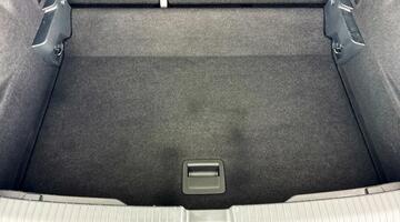 2023 Volkswagen 1.0 TSI Life Euro 6 5-door (Black) - Image: 29