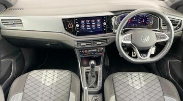 2022 Volkswagen 1.0 TSI R-Line DSG Euro 6 5-door (Silver) - Image: 8