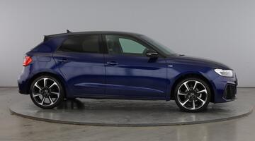 2025 Audi TFSI 35 Black Edition Sportback S Tronic Euro 6 5-door (Blue) - Image: 4
