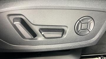 2025 Audi 2.0 TDI Launch Edition S Tronic quattro Euro 6 5-door (Blue) - Image: 24