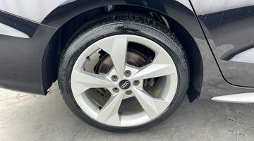 2022 Audi TFSI 35 S line Euro 6 4-door (Black) - Image: 26