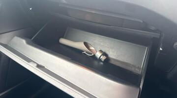 2020 Ford EcoBlue Zetec Euro 6 5-door (Red) - Image: 29